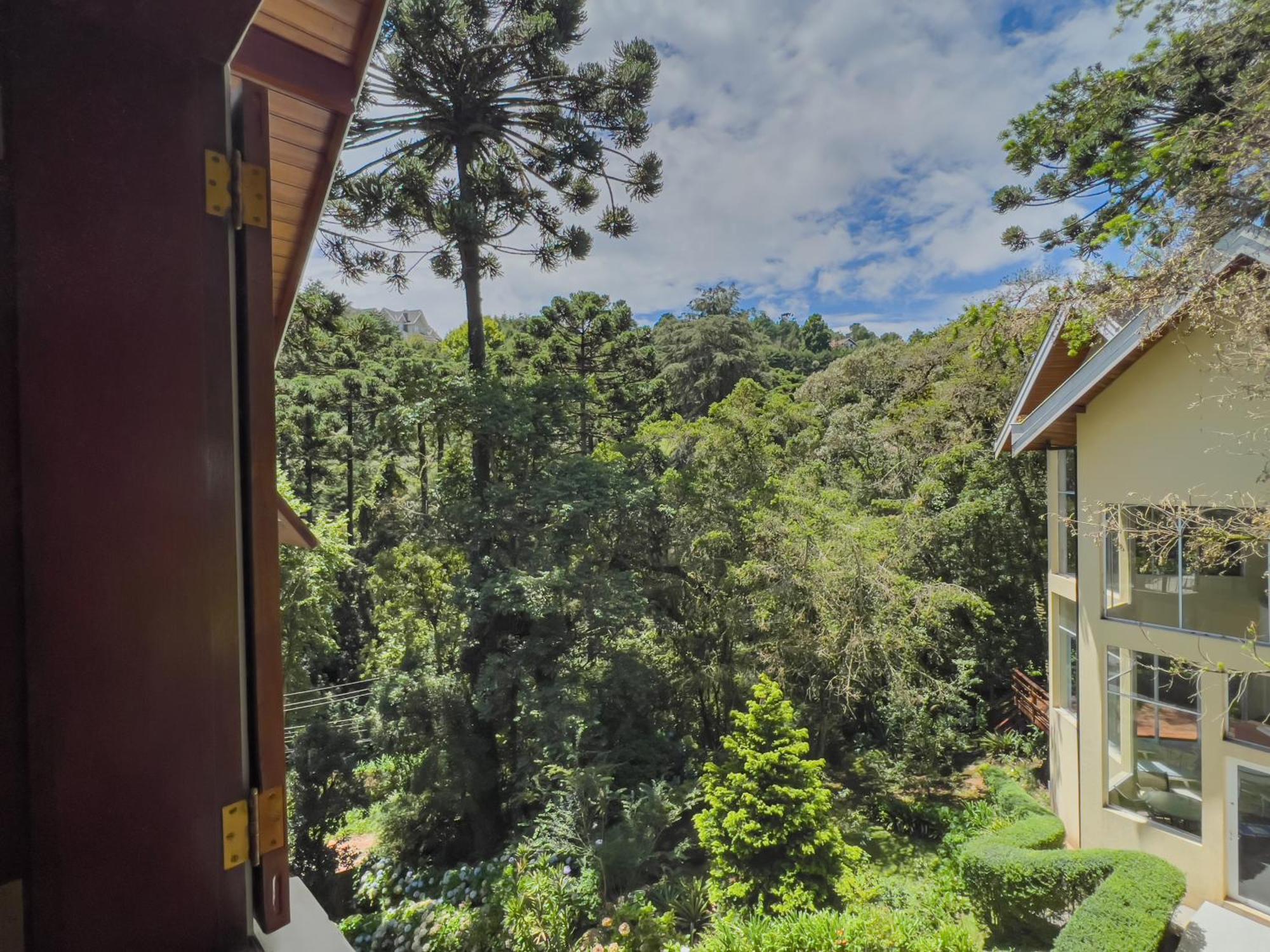 Araucaria Lodge Campos do Jordão エクステリア 写真
