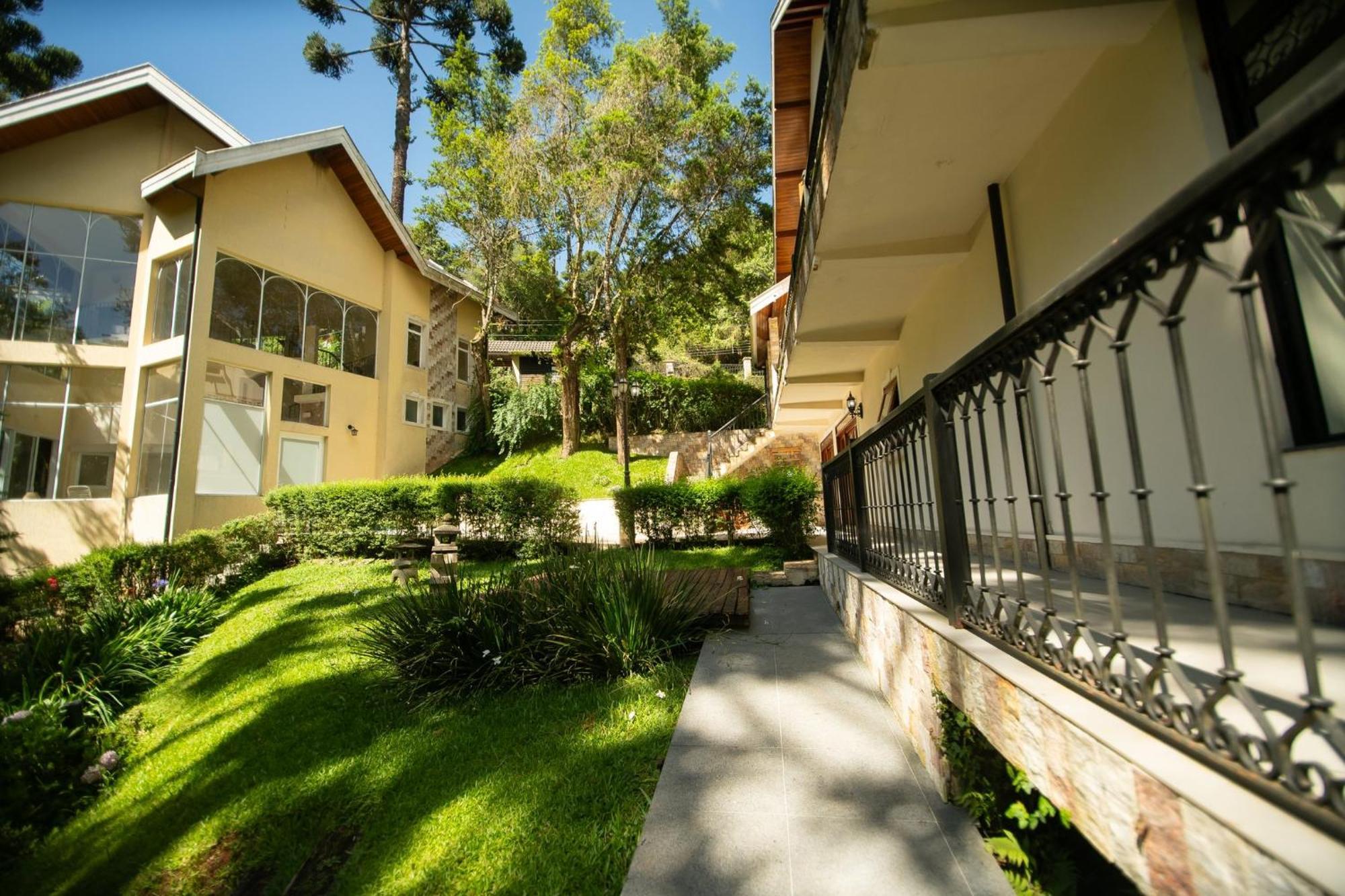 Araucaria Lodge Campos do Jordão エクステリア 写真