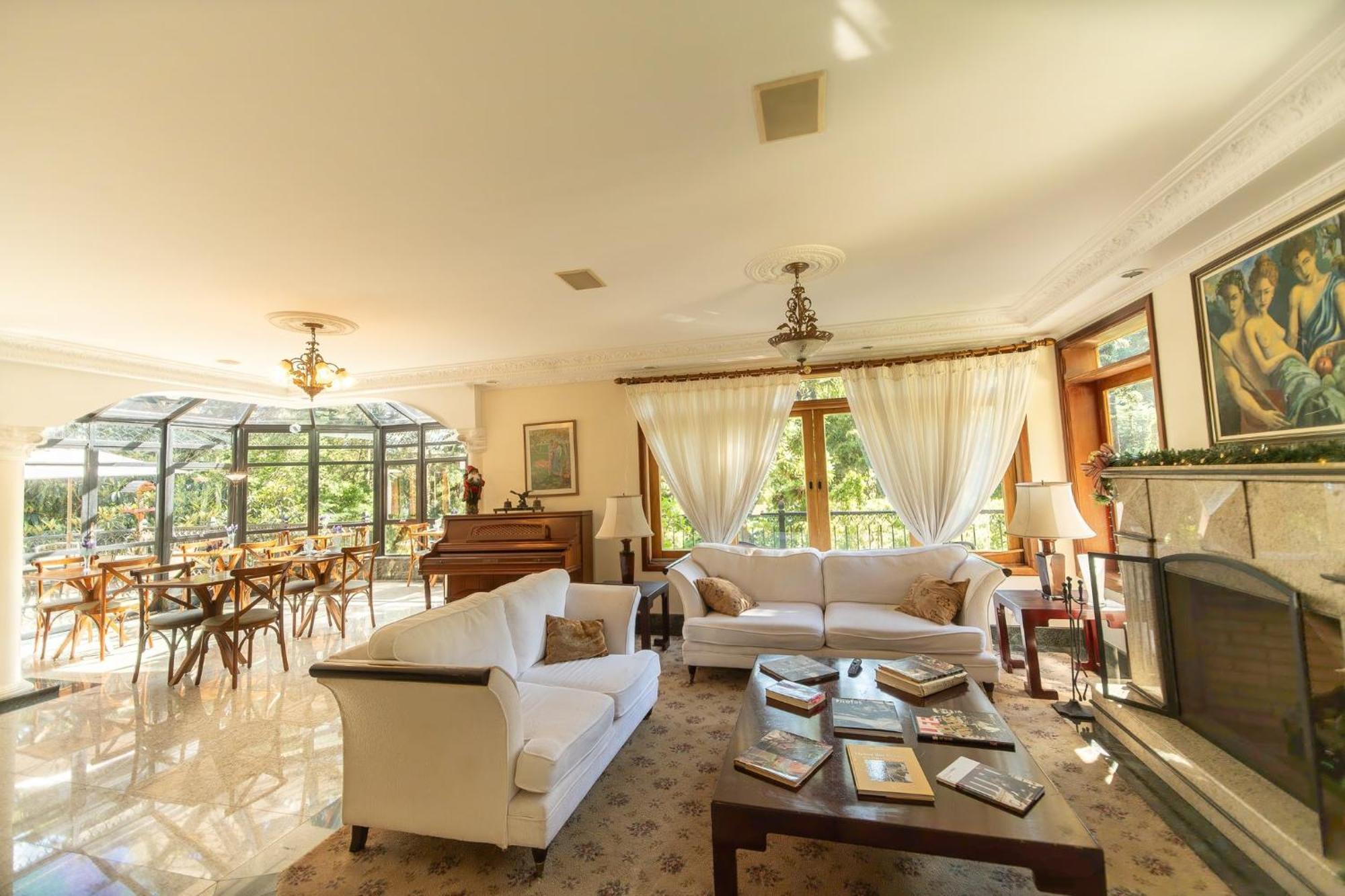 Araucaria Lodge Campos do Jordão エクステリア 写真