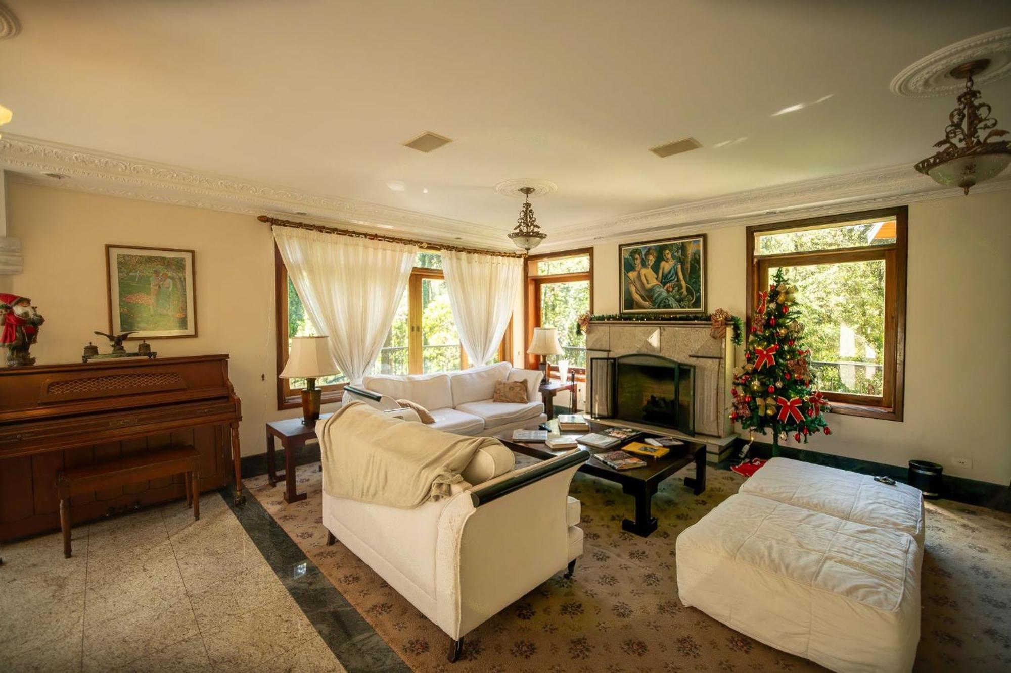 Araucaria Lodge Campos do Jordão エクステリア 写真