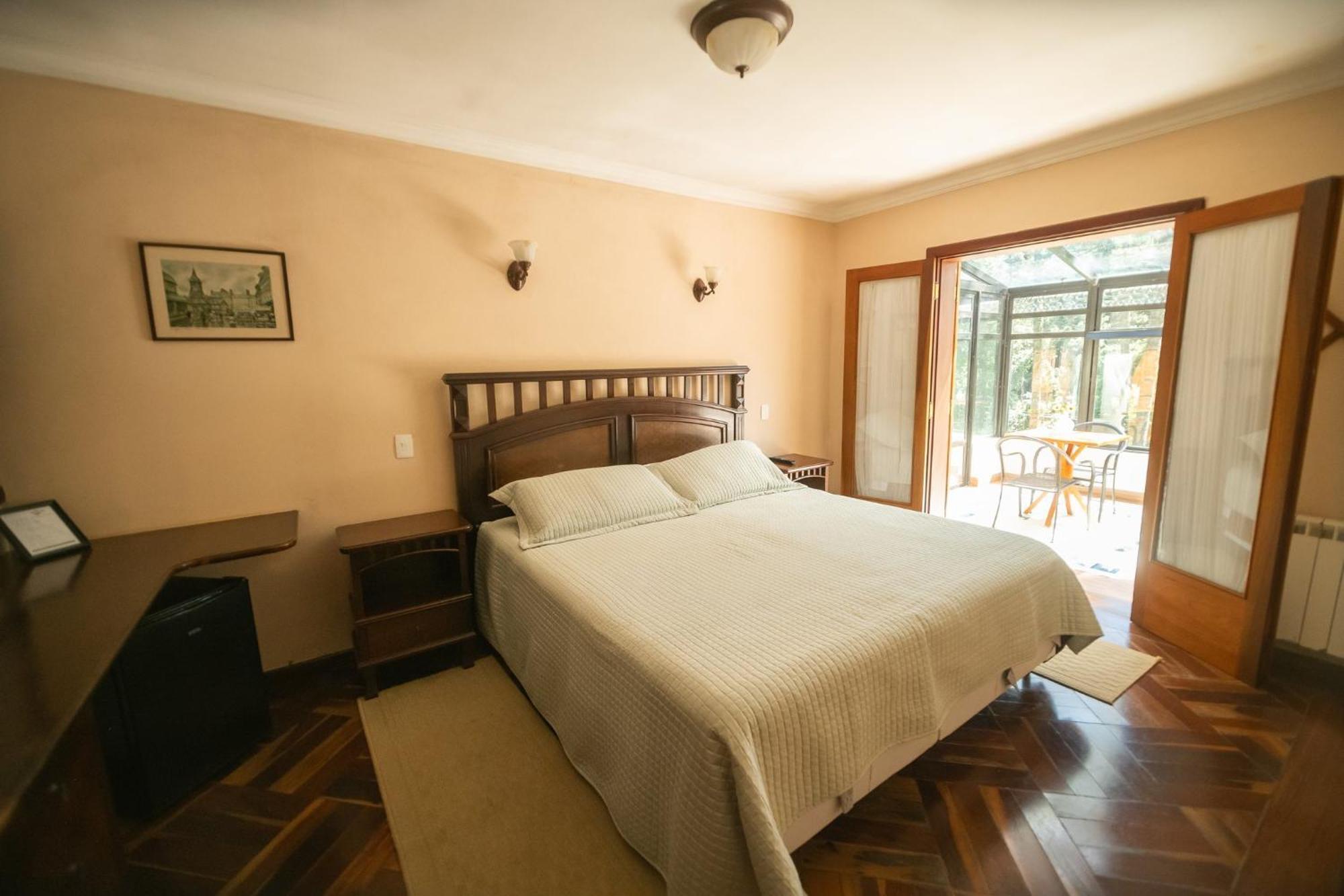 Araucaria Lodge Campos do Jordão エクステリア 写真