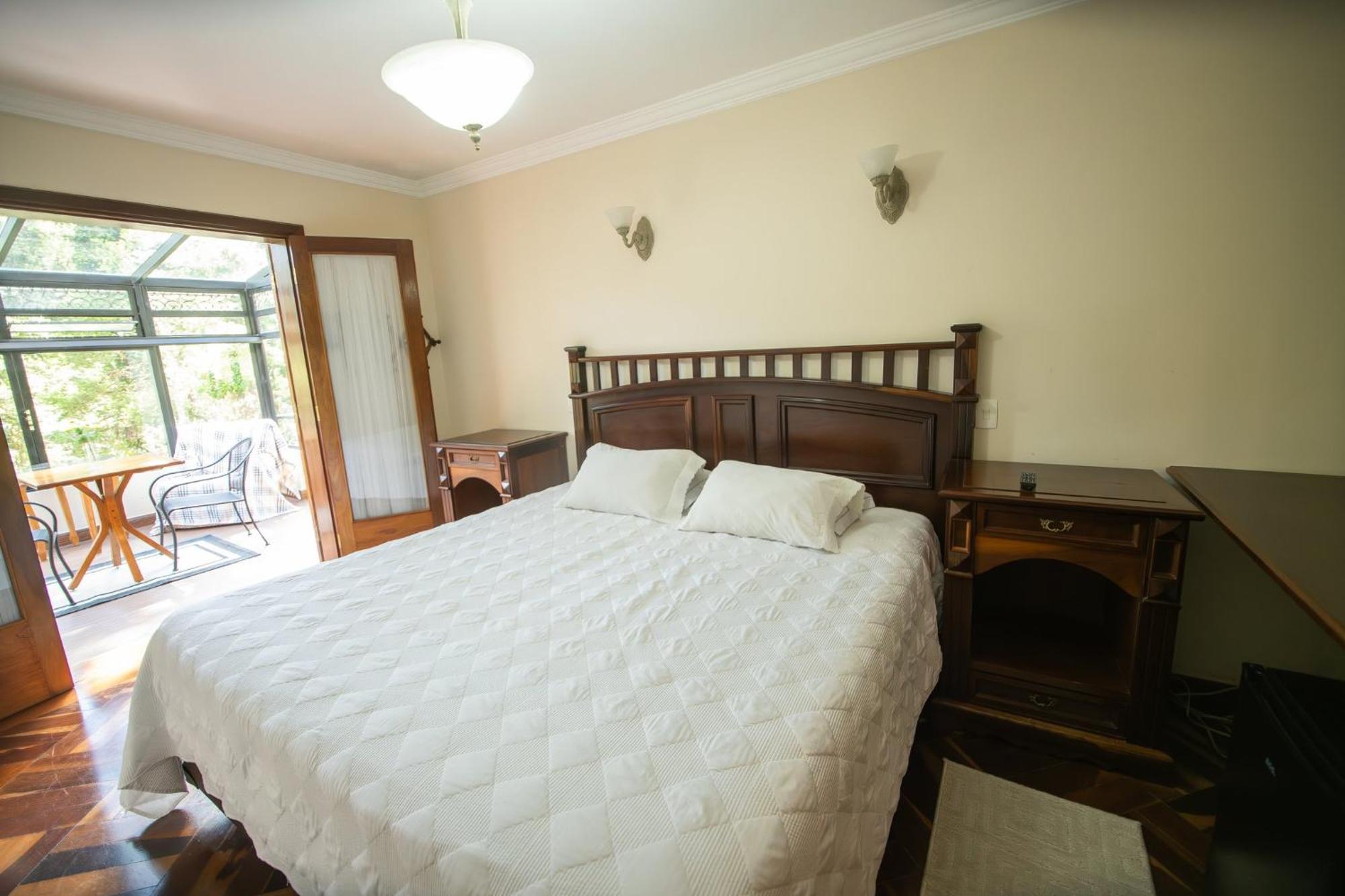 Araucaria Lodge Campos do Jordão エクステリア 写真