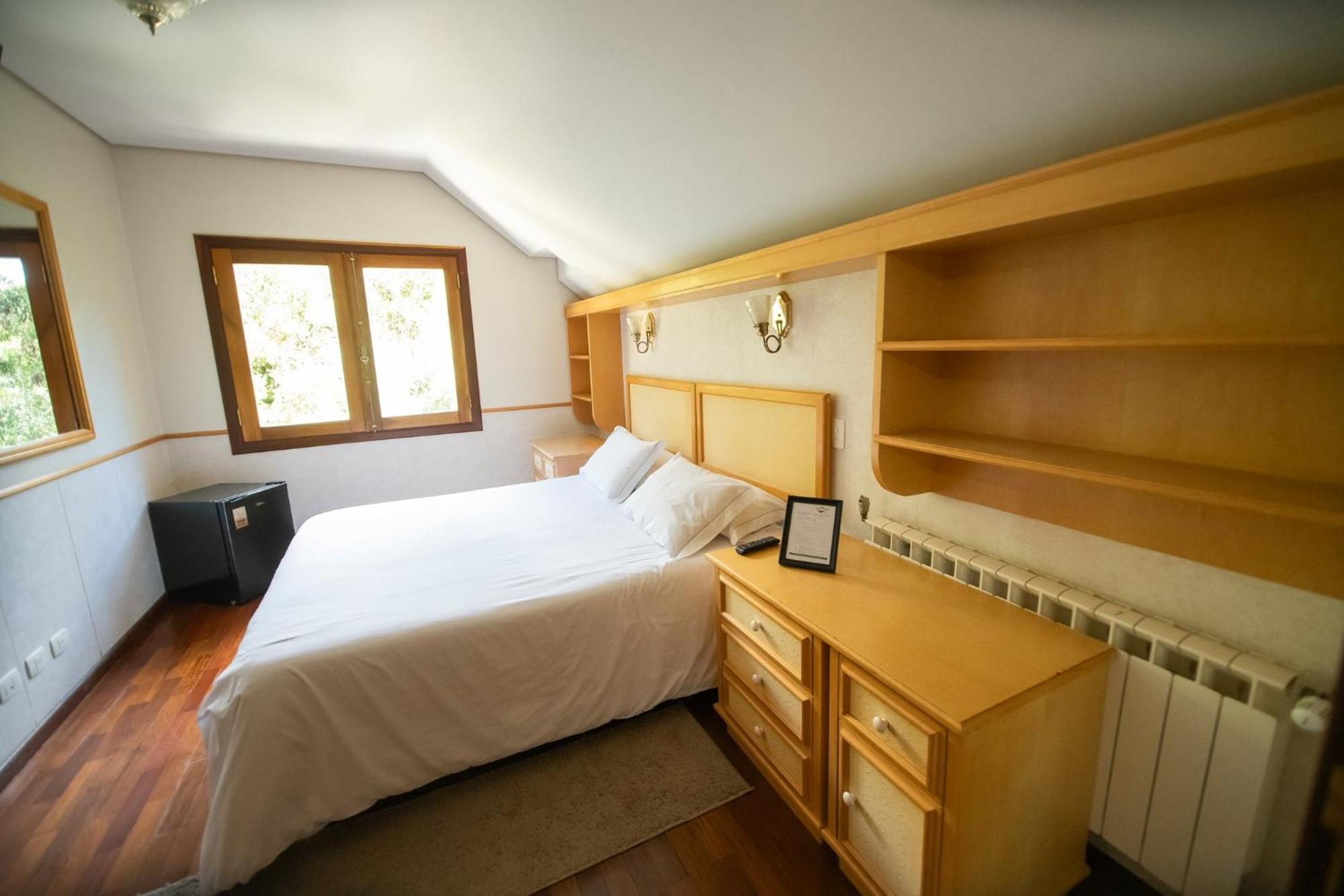 Araucaria Lodge Campos do Jordão エクステリア 写真