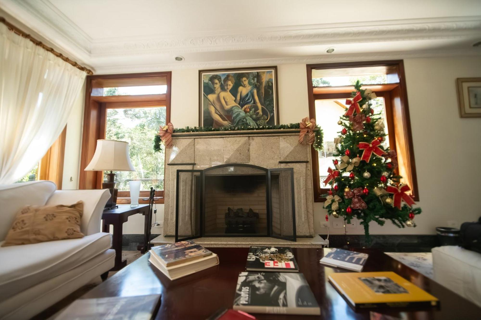 Araucaria Lodge Campos do Jordão エクステリア 写真