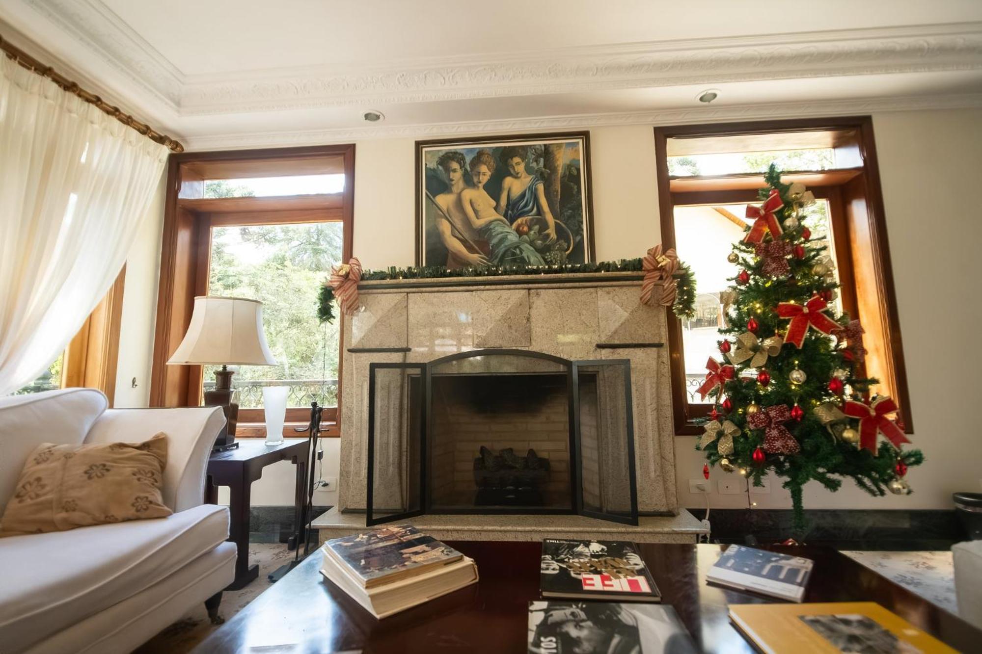 Araucaria Lodge Campos do Jordão エクステリア 写真